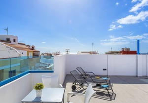 OKEANOS Eco Guest House