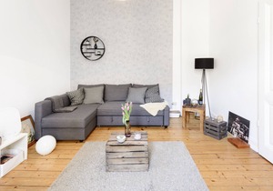 Old belly arms: Fully furnished 2.5 room apartment in Trendviertel