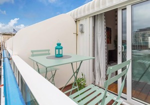 On the Water 2 A One-of-a-Kind Stay | Free Parking | By My Getaways