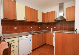 One bedroom apartment with balcony and sea view Novi Vinodolski (A-5514-a)