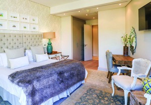 One Bedroom Apartment - fully equipped Waterfront based, V&a Marina Residential