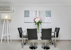 One Bedroom Apartment Atchison Street(L1103)