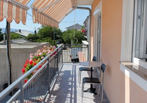 One bedroom apartment with balcony and sea view Senj (A-5569-b)