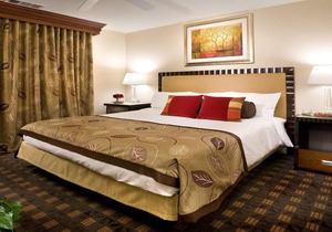 One bedroom at Villas on the Green, Lawrence Welk Resort