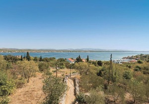 One-Bedroom Holiday Home in Prvic Sepurine