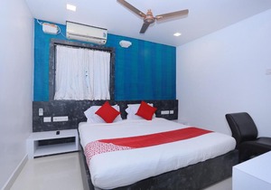 OYO 26780 Kalaimagal Residency