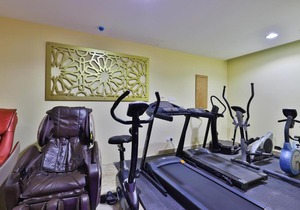 OYO 288 Diafati Residential Units