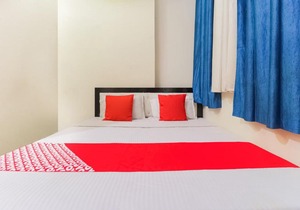 OYO 48304 Hotel Moon Lite