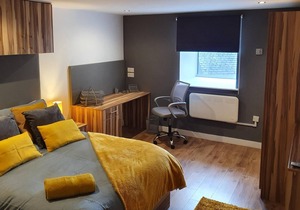 Palace Studio 1 Bedroom Apartment self-contained