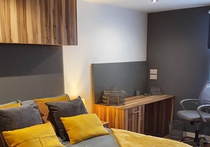 Palace Studio 1 Bedroom Apartment self-contained