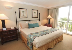 Palm Beach Shores Resort ~ Singer Island Oceanfront Resort ~ One Bedroom, slp. 4