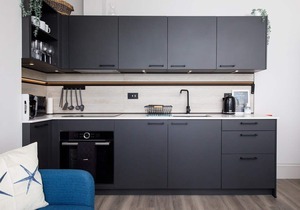 Panoramic sea views in beachfront apt w/balcony