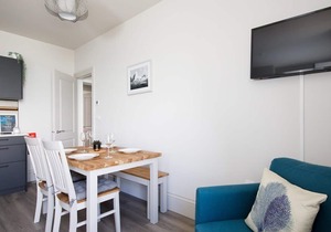 Panoramic sea views in beachfront apt w/balcony