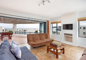 Paradise Beach by HostAgents