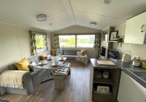 Pass the Keys Beautiful 3BR Holiday Home in Stunning Location
