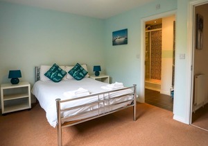 Pass the Keys | Trendy & Modern Cardiff Bay Townhouse - Sleeps 6