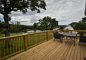 Perfect getaway 1 hour from St. Louis sleeps 8