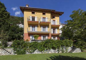 PERSICO-2BR w/Lakeview in Laglio by KlabHouse