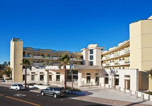 Pier South Resort, Autograph Collection