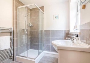 PLATFORM Port Area Apartment 1 with Free Street Parking