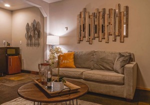 Playpark Lodge Unit 8 Master Queen Suite