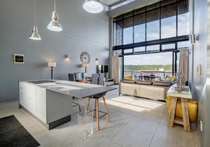 Point Bay - Super Stylish for Less