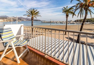 Port Llançà 30 - apartment right on the seafront