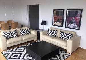 Portobello-Hochhaus im Medienhafen