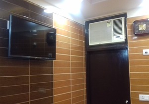 Posh S.delhi Foreigners Area, V.safe, Lajpat Ngr-2