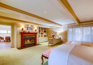 PRIVATE ENTRY Casita in the heart of Rancho Santa Fe Covenant.