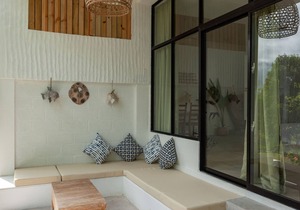 Private Mini Pool + Free Wifi + Outdoor Shower at la Pointe Beach Huts