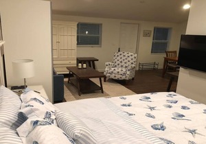 Private Studio Suite near the Beach