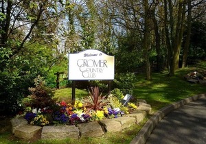 Private Villa In Cromer Country Club within easy reach of town and beach