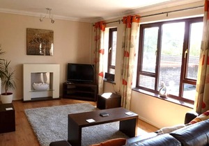 Private Villa In Cromer Country Club within easy reach of town and beach