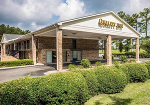 Quality Inn Manning I-95