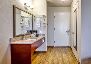 Quality Inn near Six Flags Discovery Kingdom-Napa Valley