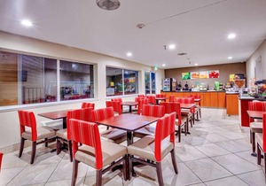 Quality Inn near Six Flags Discovery Kingdom-Napa Valley