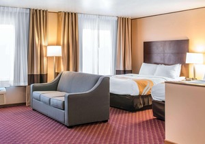Quality Inn & Suites Houghton