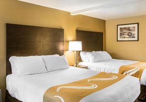 Quality Inn & Suites Houghton