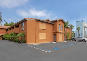 Quality Inn & Suites Oceanside Near Camp Pendleton