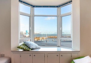 Quayside View - Luxury Apartment on Paignton Harbour