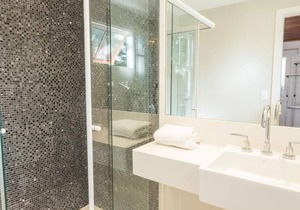 Queen suite in a luxury hotel