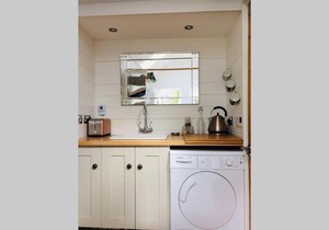 Quiet garden studio with parking Rottingdean Brighton