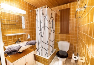 Quiet studio, Hiking, mountain walks, skiing