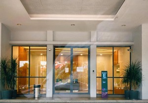 Radia Residence Block E lobby 2