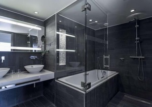 Radisson Blu Waterfront Hotel