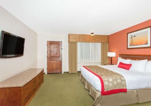 Ramada by Wyndham Elko Hotel at Stockmen's Casino