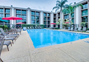 Ramada by Wyndham Metairie New Orleans Airport