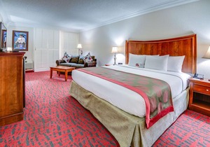 Ramada by Wyndham Metairie New Orleans Airport