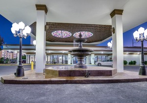 Ramada by Wyndham Metairie New Orleans Airport